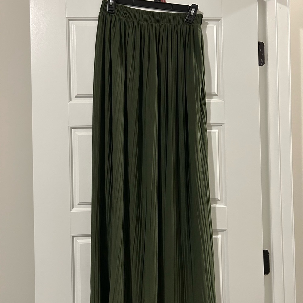 Green Pleated Skirt